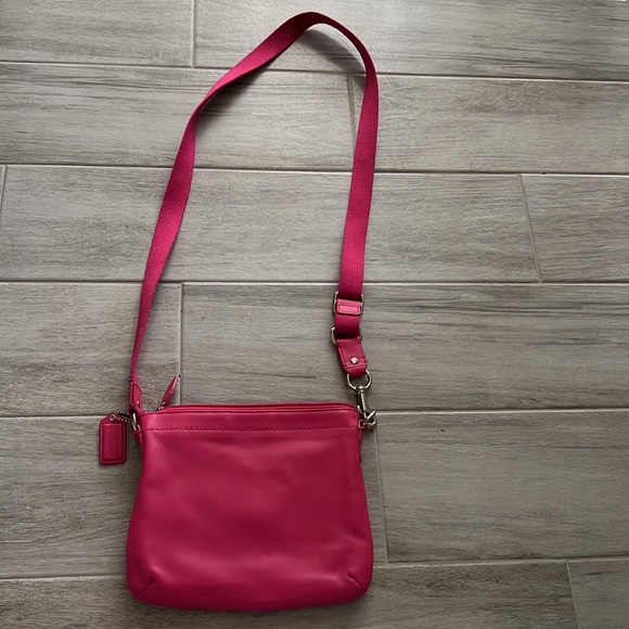 Coach Purse - Picture 5 of 9